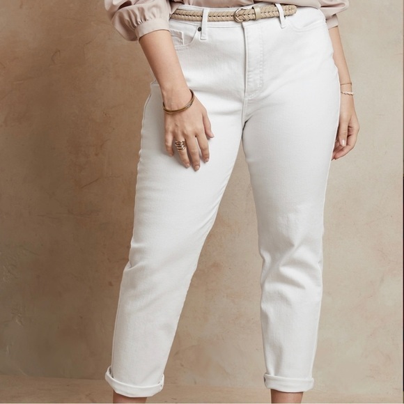 Banana Republic Factory NWT White Curvy Girlfriend Jeans Size 26T - Picture 2 of 12